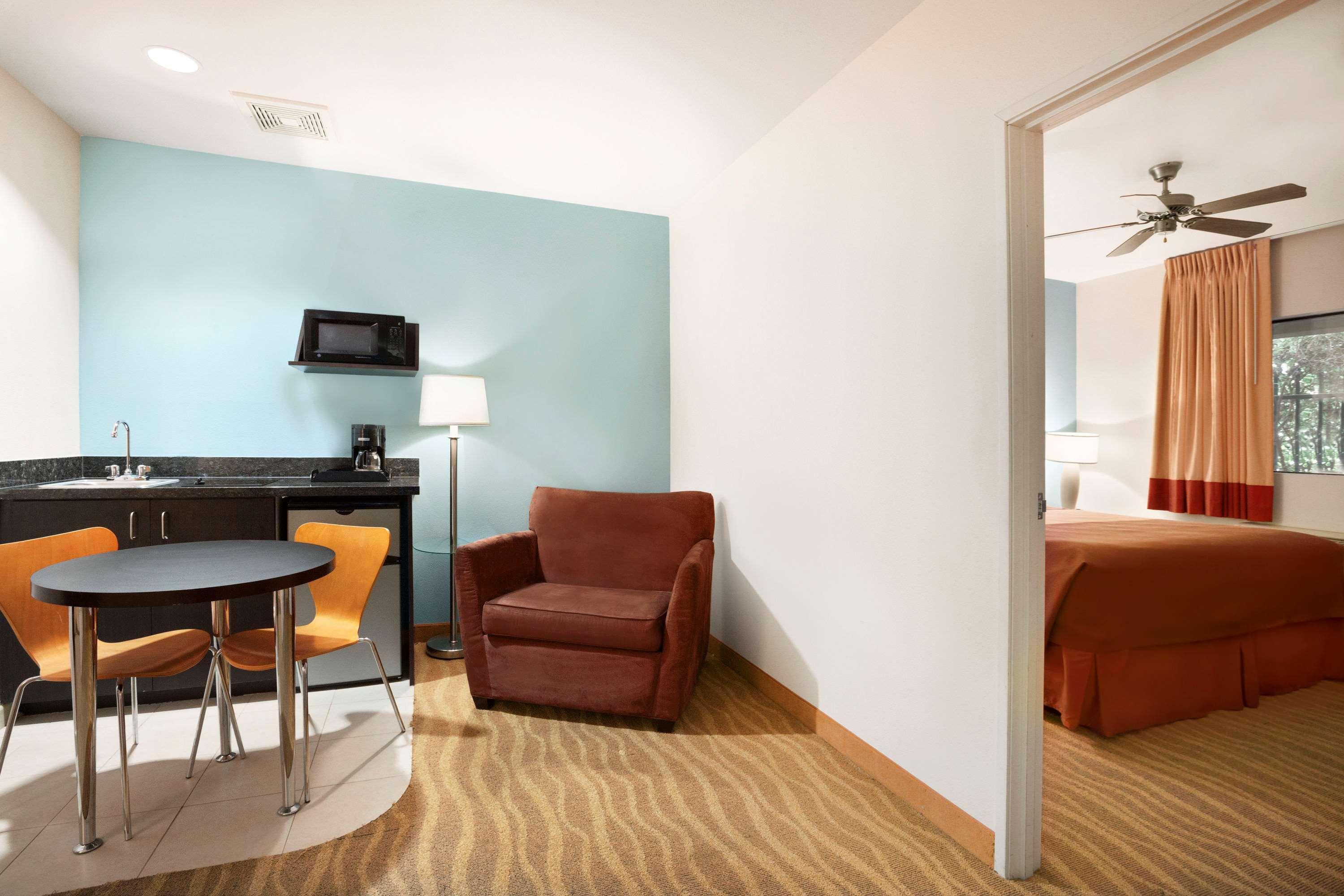 Super 8 By Wyndham Indio Hotel Exterior foto